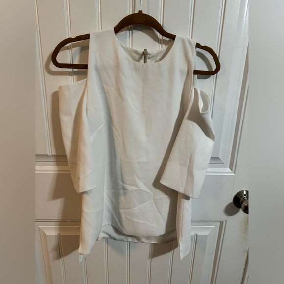 Ted Baker London White Careo Cold Shoulder Top w/ Back Zip - Picture 2 of 6